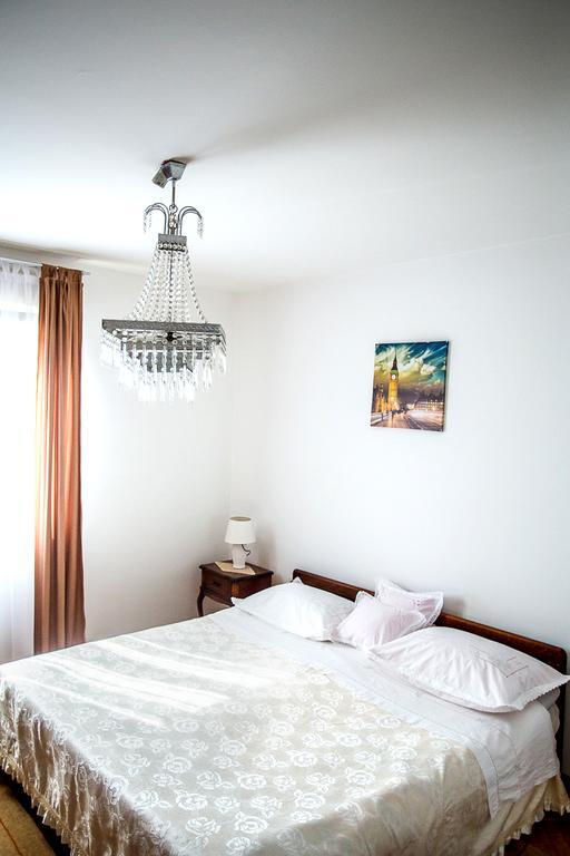 Split Apartments Shell ภายนอก รูปภาพ