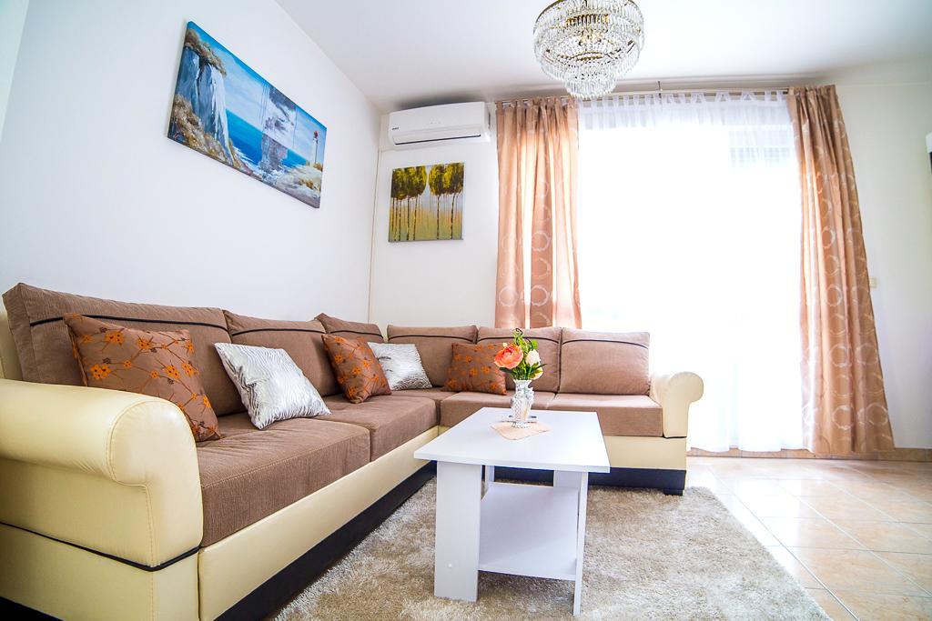 Split Apartments Shell ภายนอก รูปภาพ